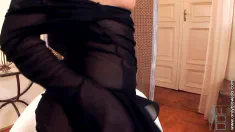 Thumbnail of Luxury Whore On Her Knees
