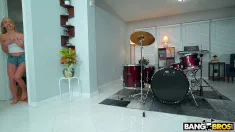 Thumbnail of Lucky Drum Stick