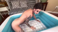 Thumbnail of Piss In Both Ends