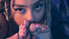 Thumbnail of Medusa Giving A Great Ice Foot Massage From Maiah