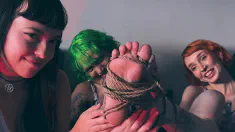 Thumbnail of These Feet Only Get Excited With Kinky Games