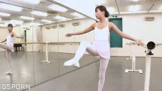 Thumbnail of Japanese Foursome Fucking A Sexy Classical Dancer Girl With Pussy Creampie