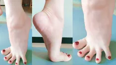 Thumbnail of #Feet #Foot #Asian Chinese Girl